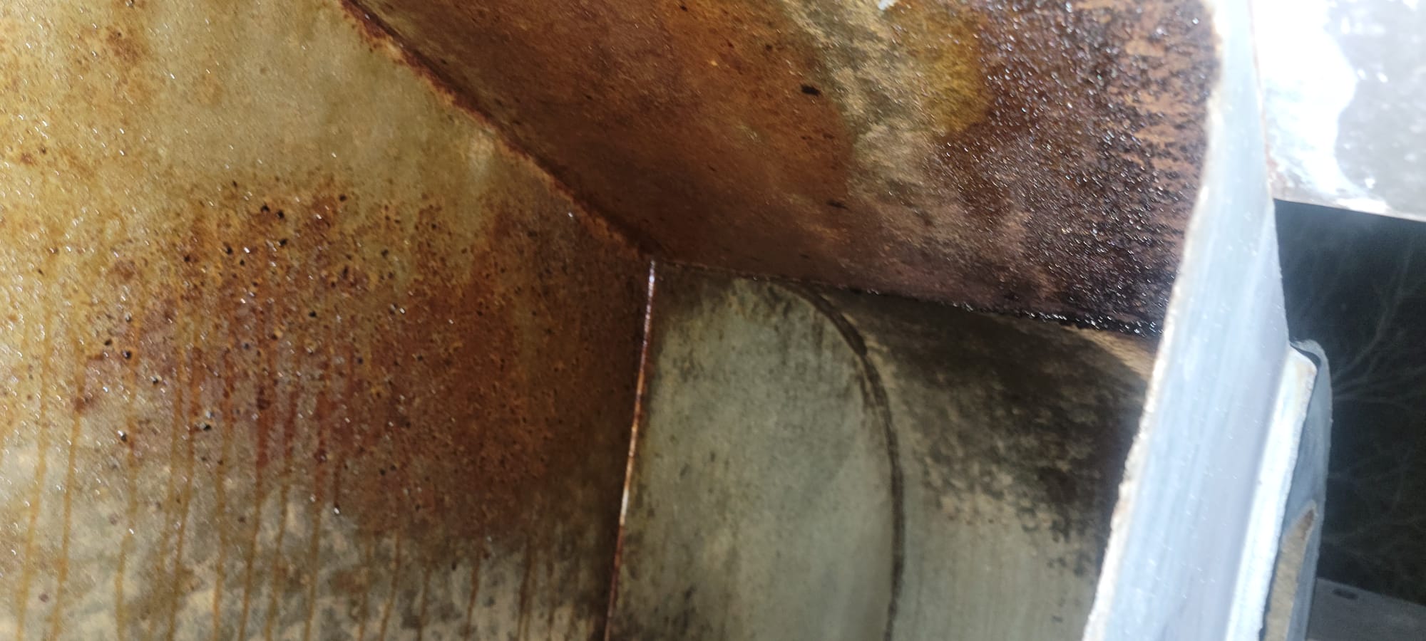 Polished stainless steel kitchen exhaust ductwork